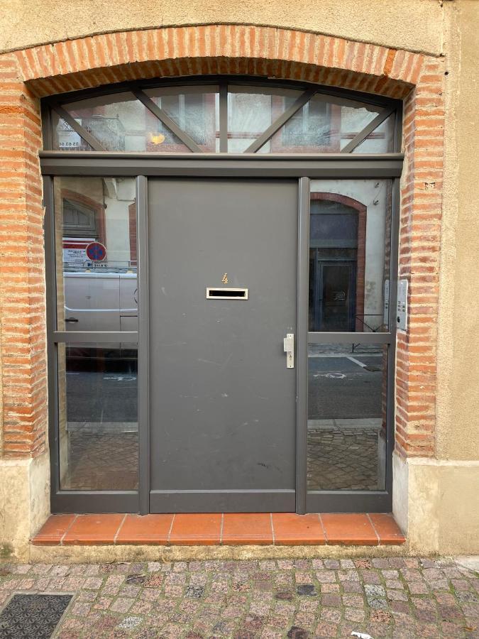 Le Theatre, Coeur De Ville モントーバン エクステリア 写真