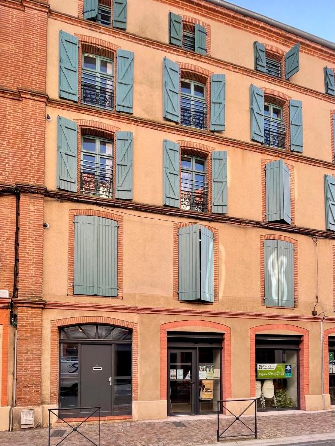 Le Theatre, Coeur De Ville モントーバン エクステリア 写真